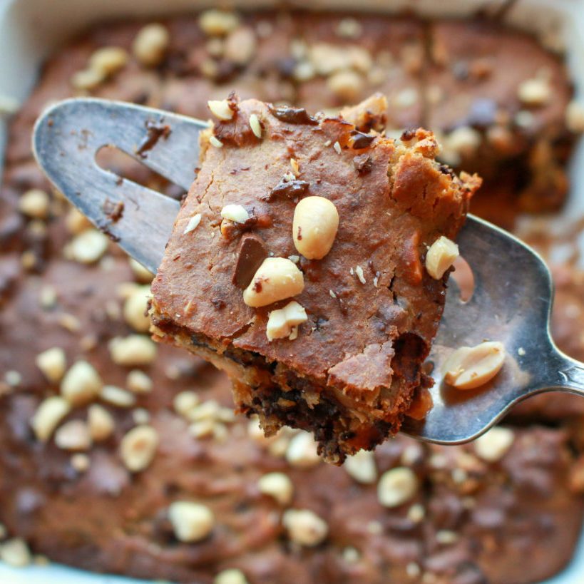 peanut butter chickpea protein bars